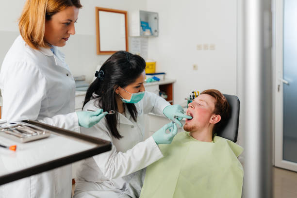 Best Emergency Tooth Extraction in East Merrimack, NH